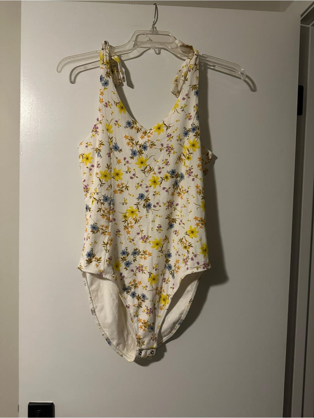 Size large Floral Ribbed Bodysuit - White with Yellow & Blue Flowers